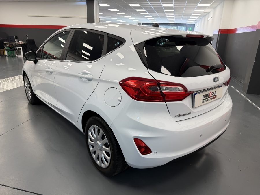 Ford Fiesta · foto 2
