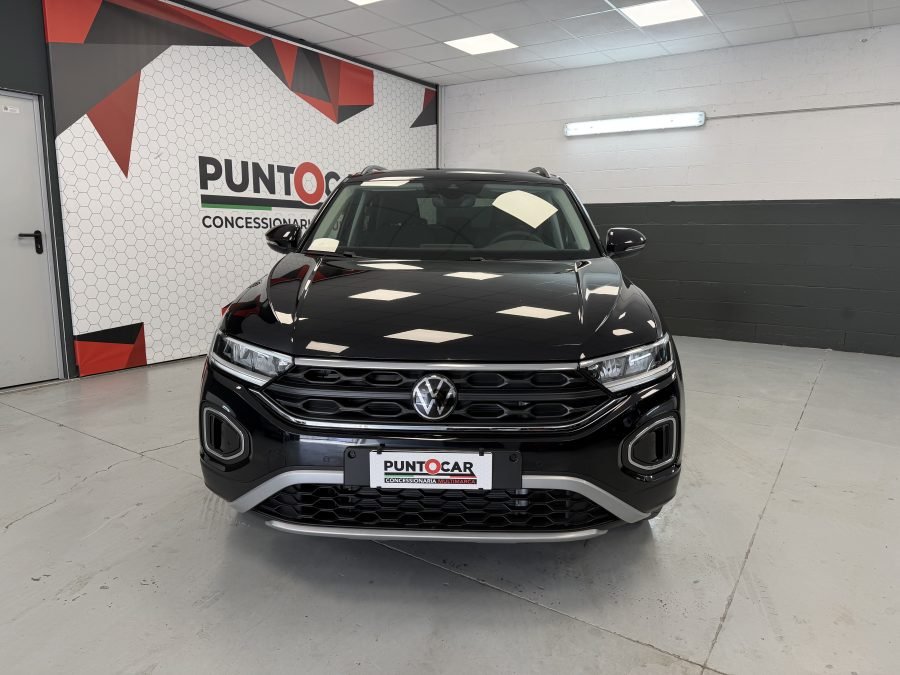 Volkswagen T-Roc · foto 2