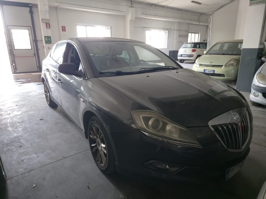 Lancia Delta · foto 2