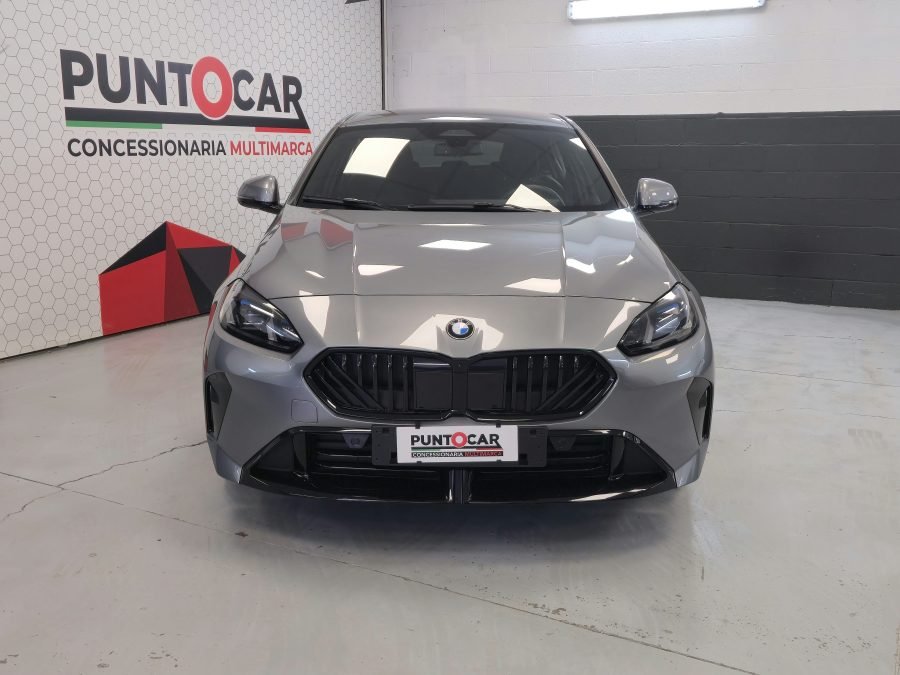 BMW Serie 1       (F70) · foto 3