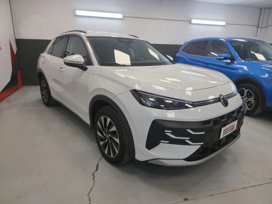 Volkswagen T-Roc · foto 2